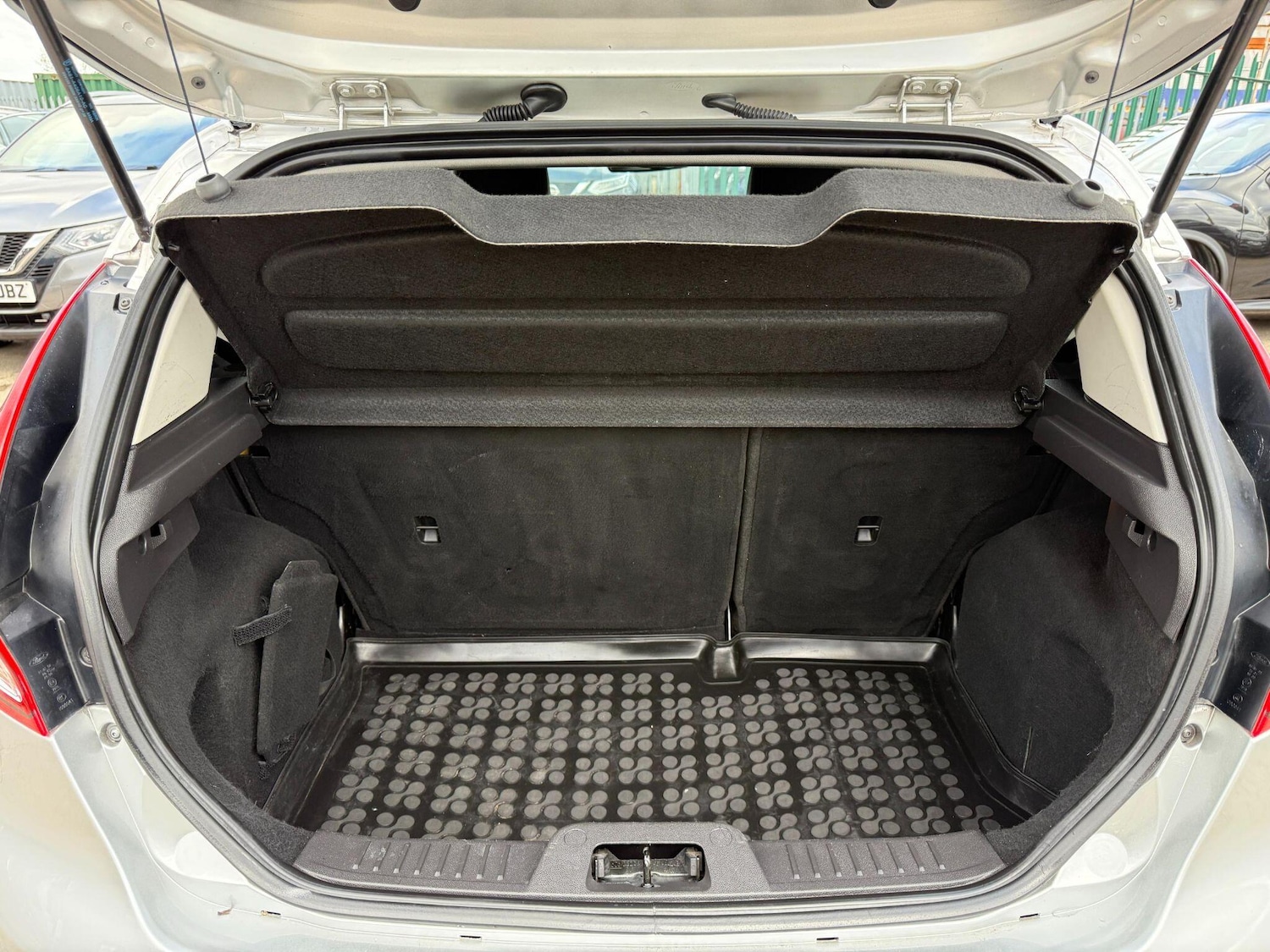 Used Ford Fiesta 2015 for sale - 76514506: Photo 38