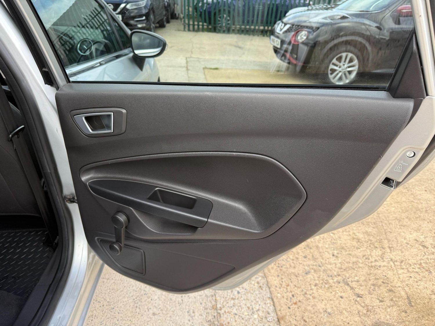 Used Ford Fiesta 2015 for sale - 76514506: Photo 42