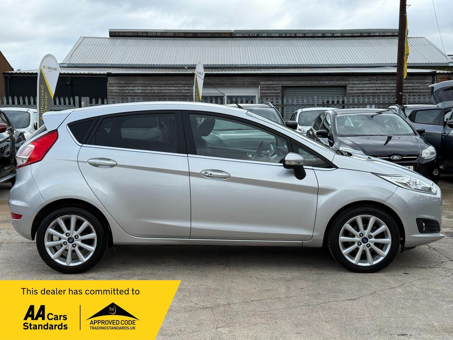 Used Ford Fiesta 2015 for sale - 76514506: Photo 5