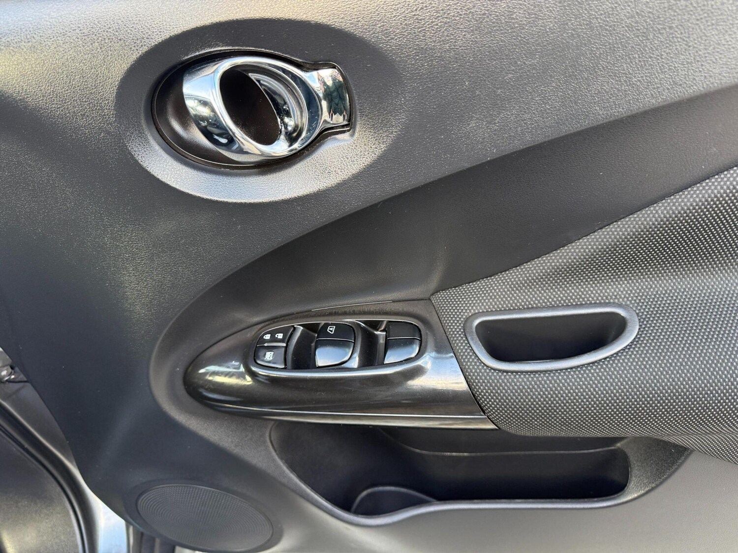 Used Nissan Juke 2015 for sale - 76606845: Photo 46