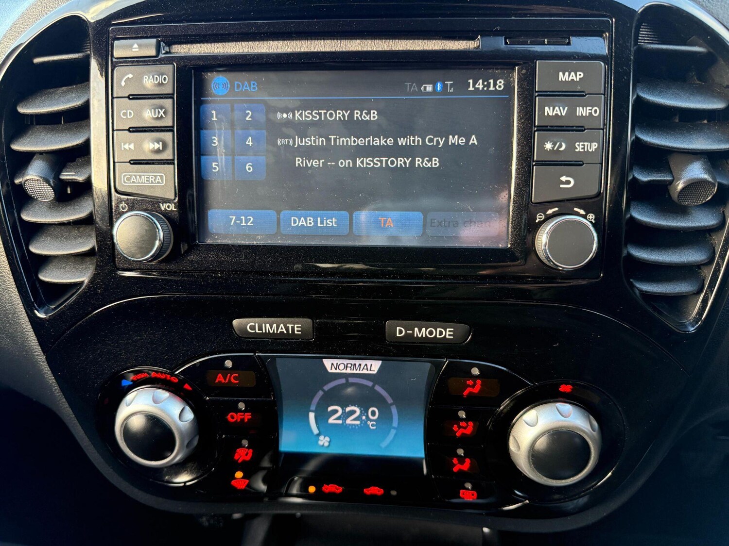 Used Nissan Juke 2015 for sale - 76606845: Photo 6