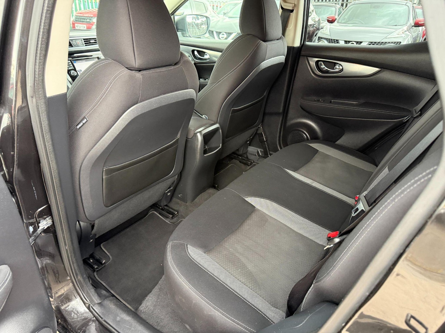 Used Nissan Qashqai 2018 for sale - 76514495: Photo 43