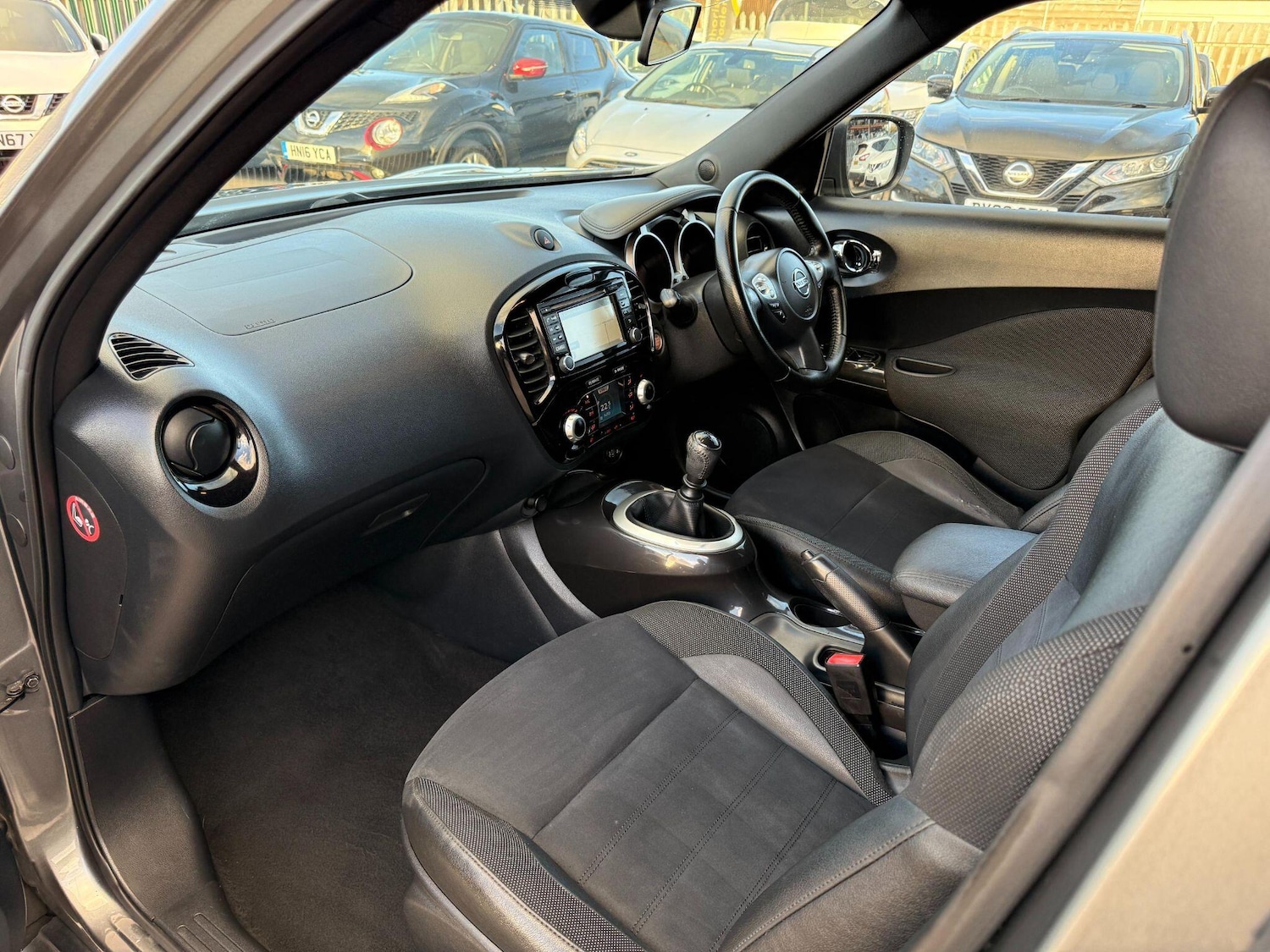 Used Nissan Juke 2016 for sale - 76514492: Photo 2