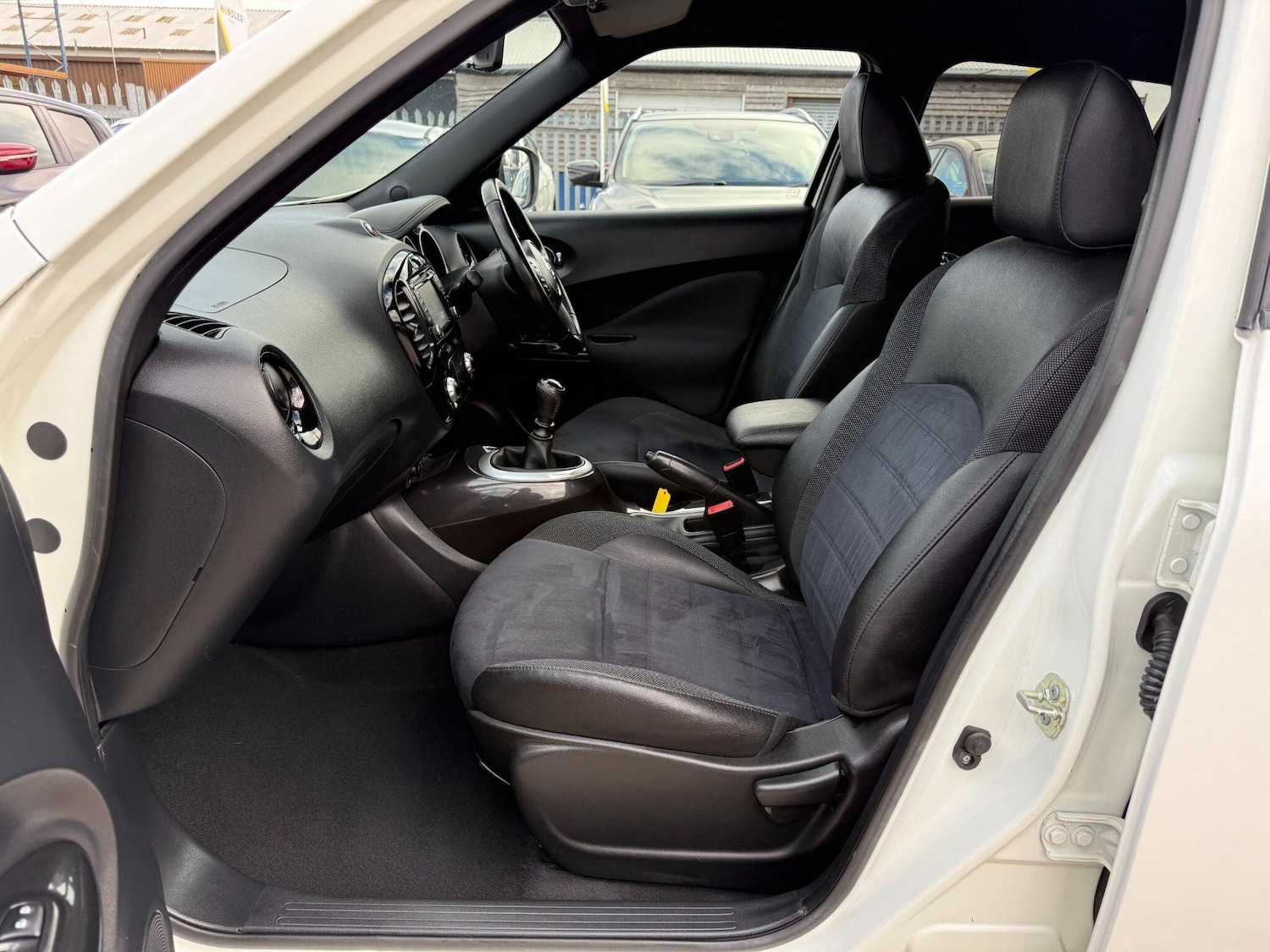 Used Nissan Juke 2017 for sale - 76514519: Photo 33