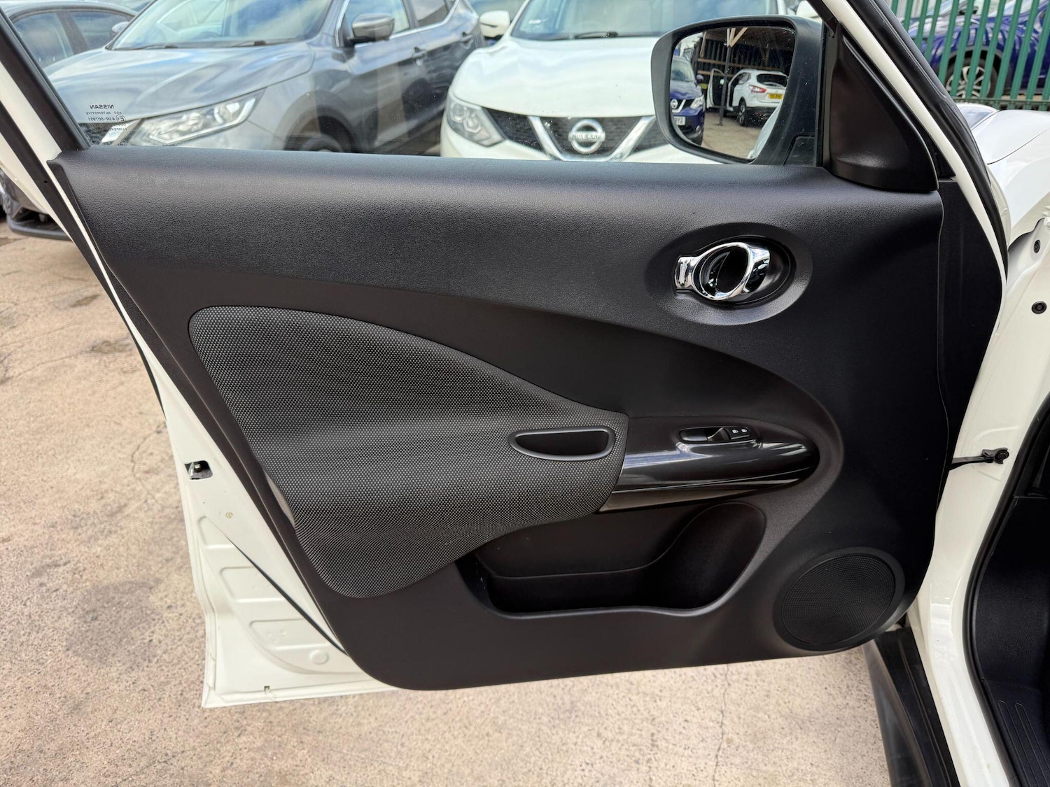 Used Nissan Juke 2017 for sale - 76514519: Photo 34