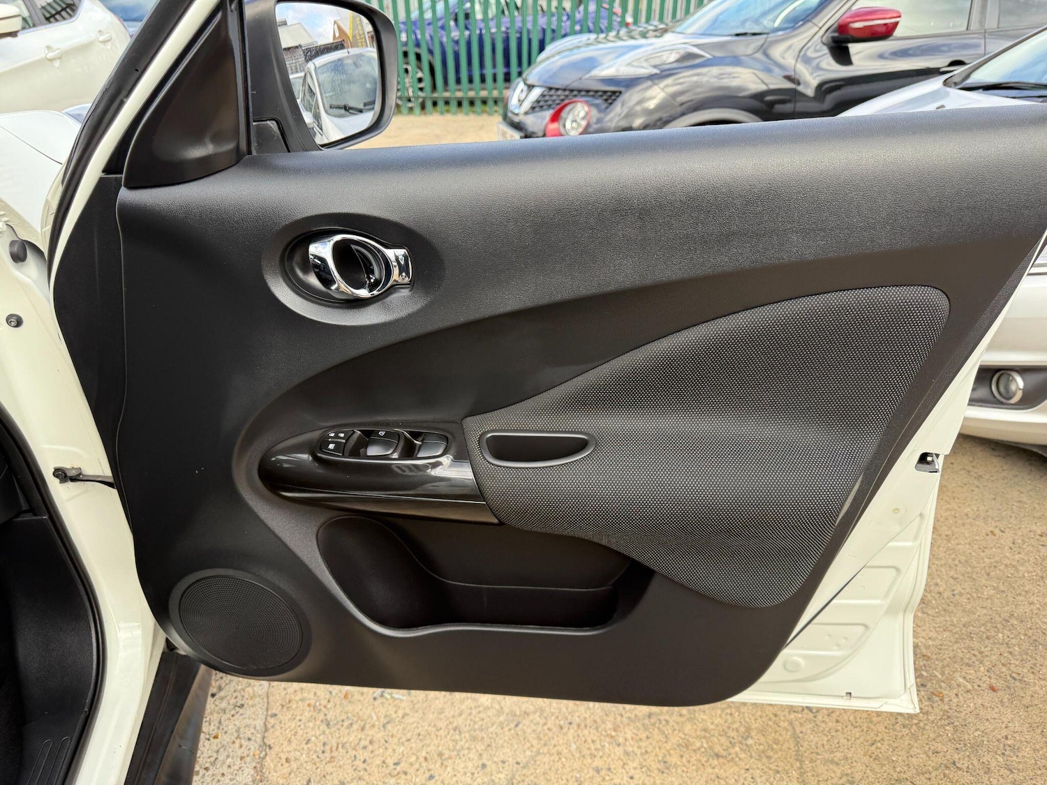 Used Nissan Juke 2017 for sale - 76514519: Photo 46