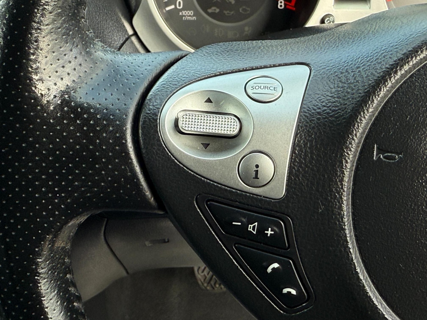 Used Nissan Juke 2017 for sale - 76514519: Photo 49