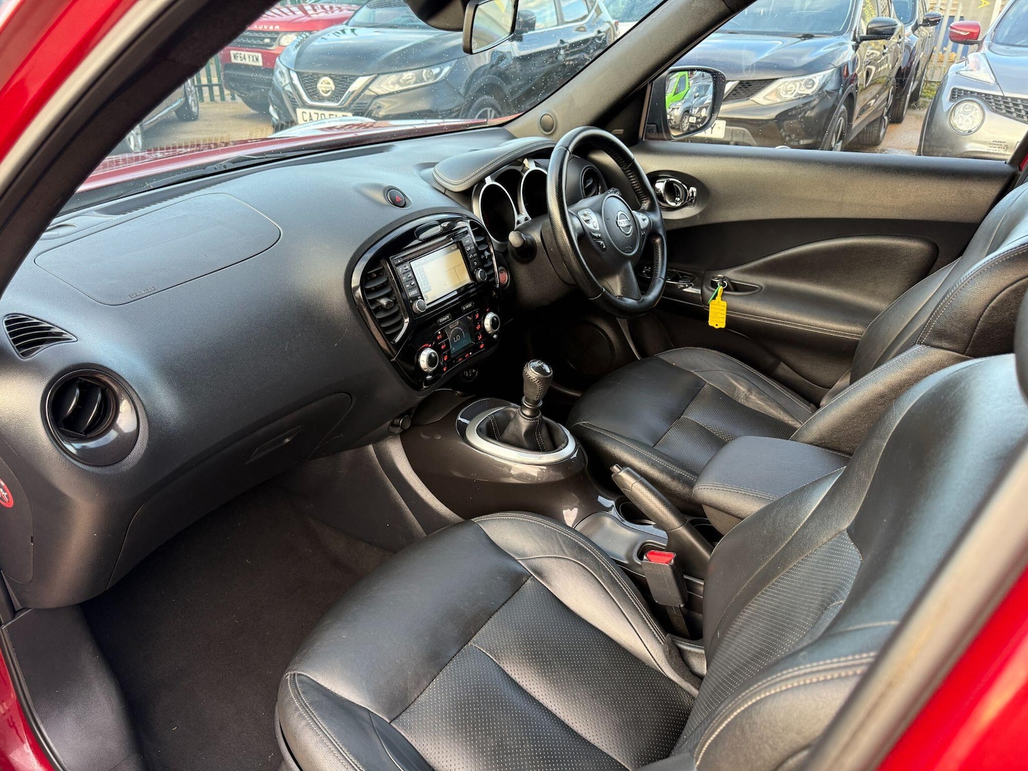Used Nissan Juke 2014 for sale - 76514504: Photo 2