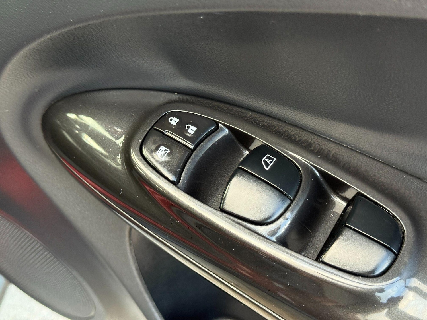 Used Nissan Juke 2014 for sale - 76514504: Photo 45