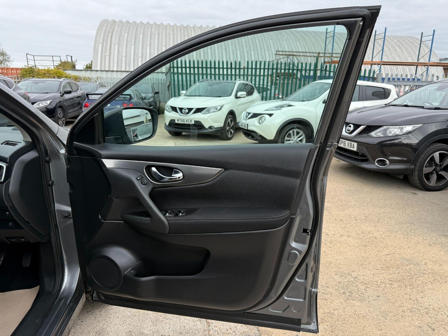 Used Nissan Qashqai 2018 for sale - 77101626: Photo 24
