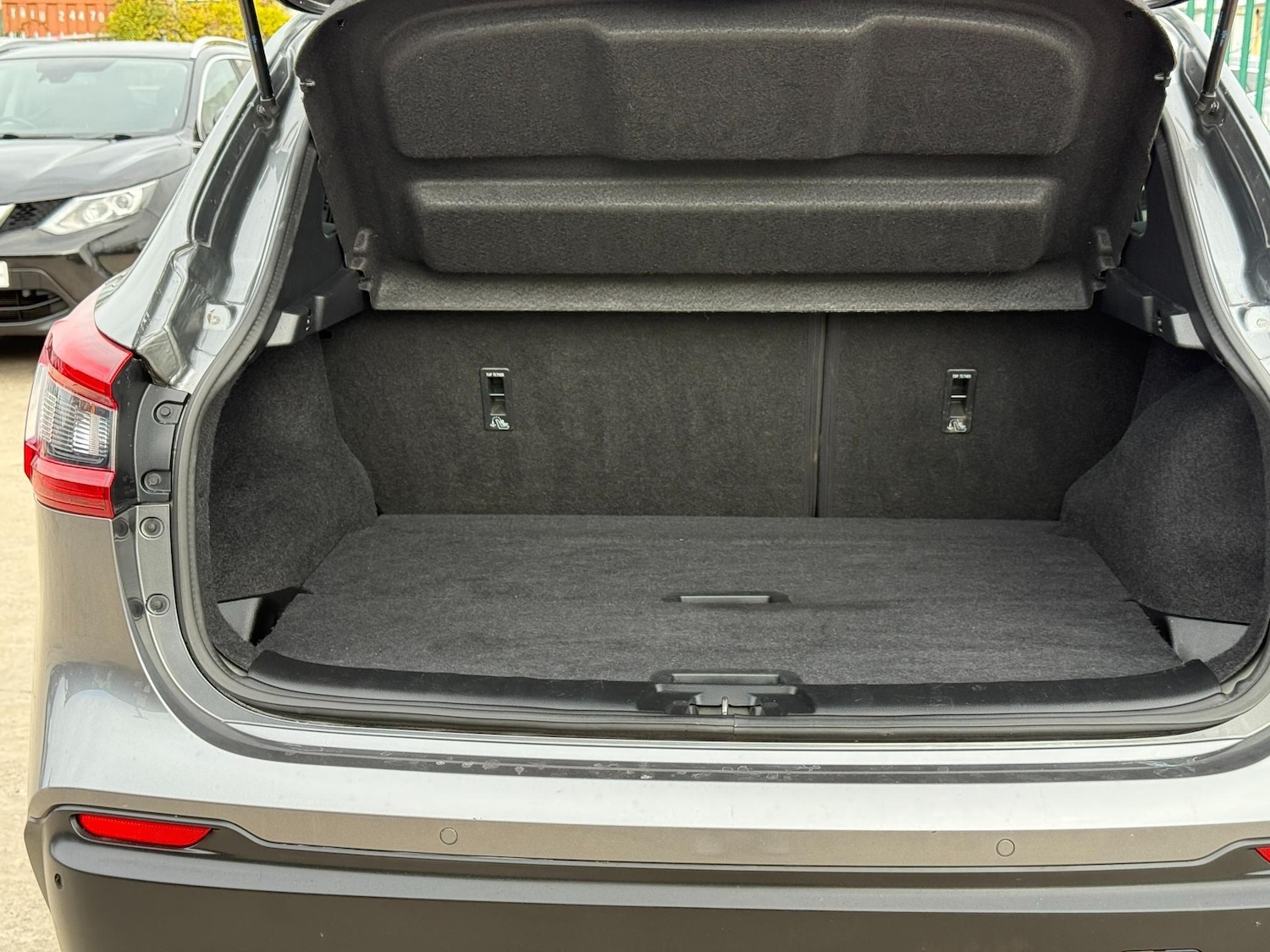 Used Nissan Qashqai 2018 for sale - 77101626: Photo 55