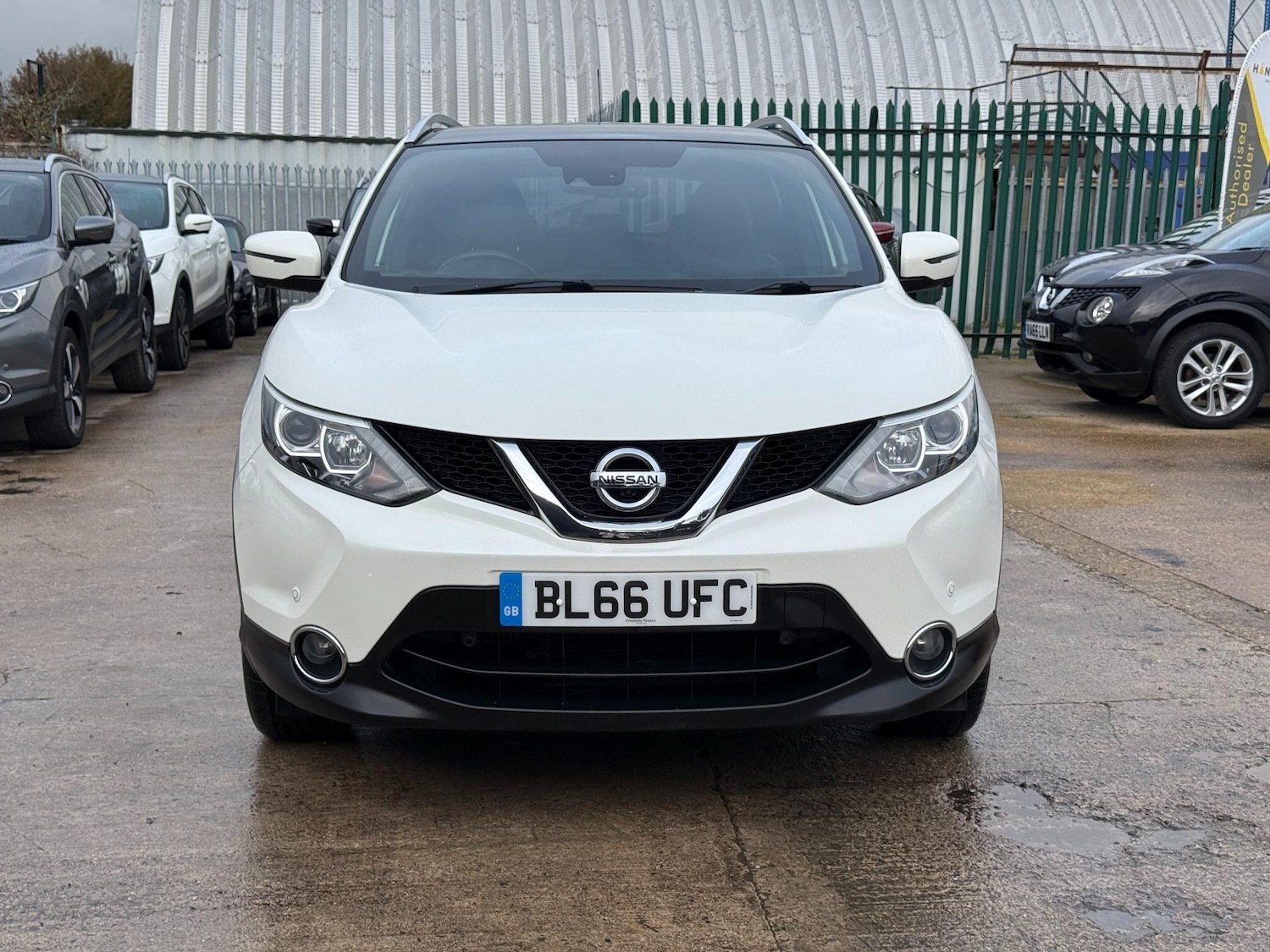 Used Nissan Qashqai 2016 for sale - 76935761: Photo 30