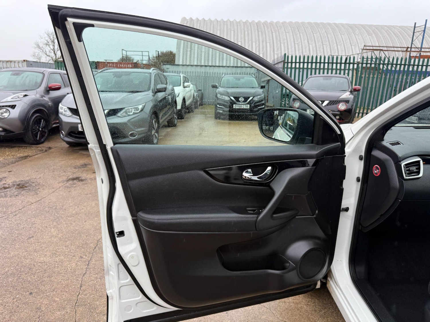 Used Nissan Qashqai 2016 for sale - 76935761: Photo 62