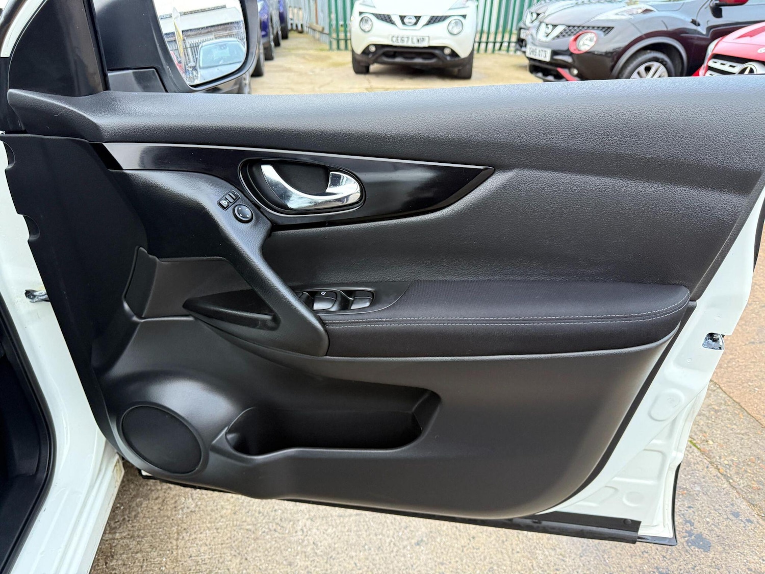 Used Nissan Qashqai 2016 for sale - 77101934: Photo 49