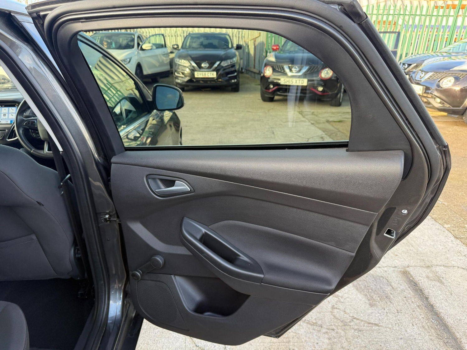 Used Ford Focus 2017 for sale - 77101666: Photo 31