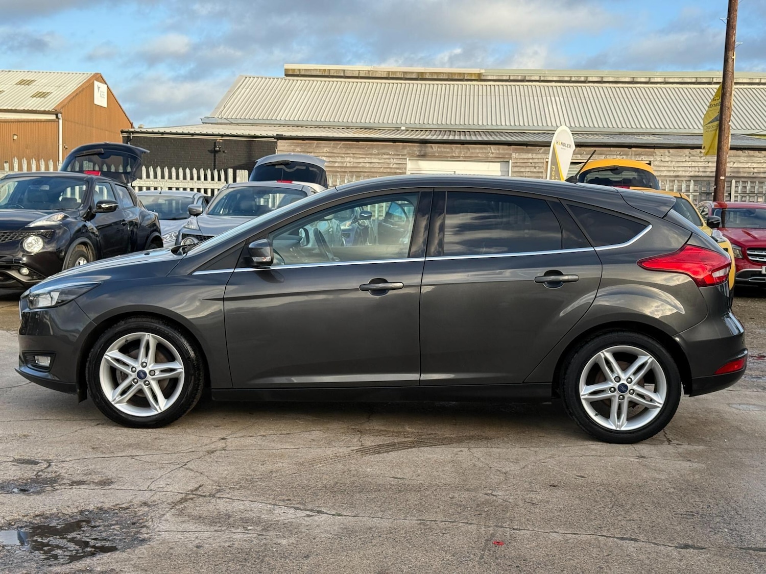 Used Ford Focus 2017 for sale - 77101666: Photo 44