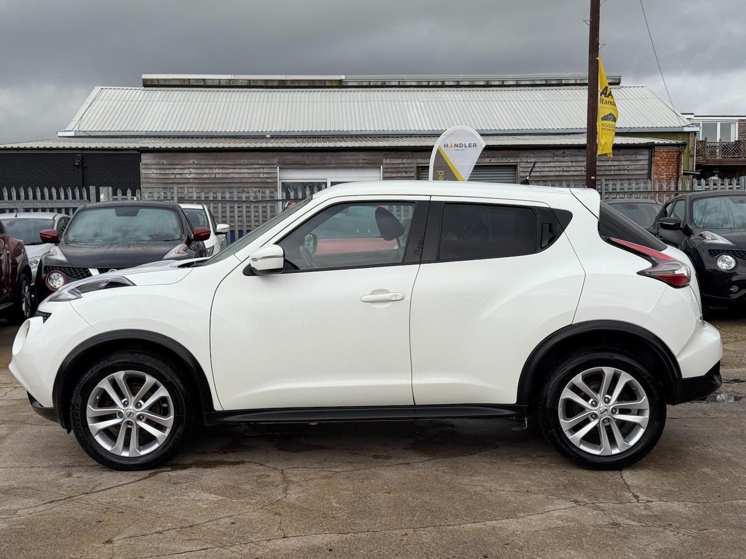 Used Nissan Juke 2014 for sale - 76688510: Photo 38