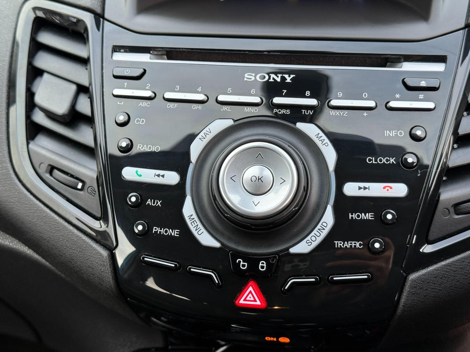 Used Ford Fiesta 2016 for sale - 76549241: Photo 10