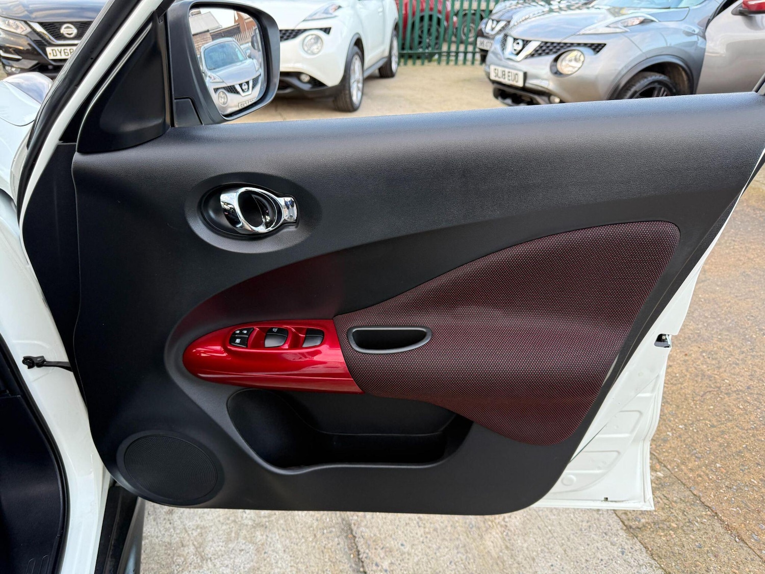 Used Nissan Juke 2016 for sale - 77101670: Photo 53