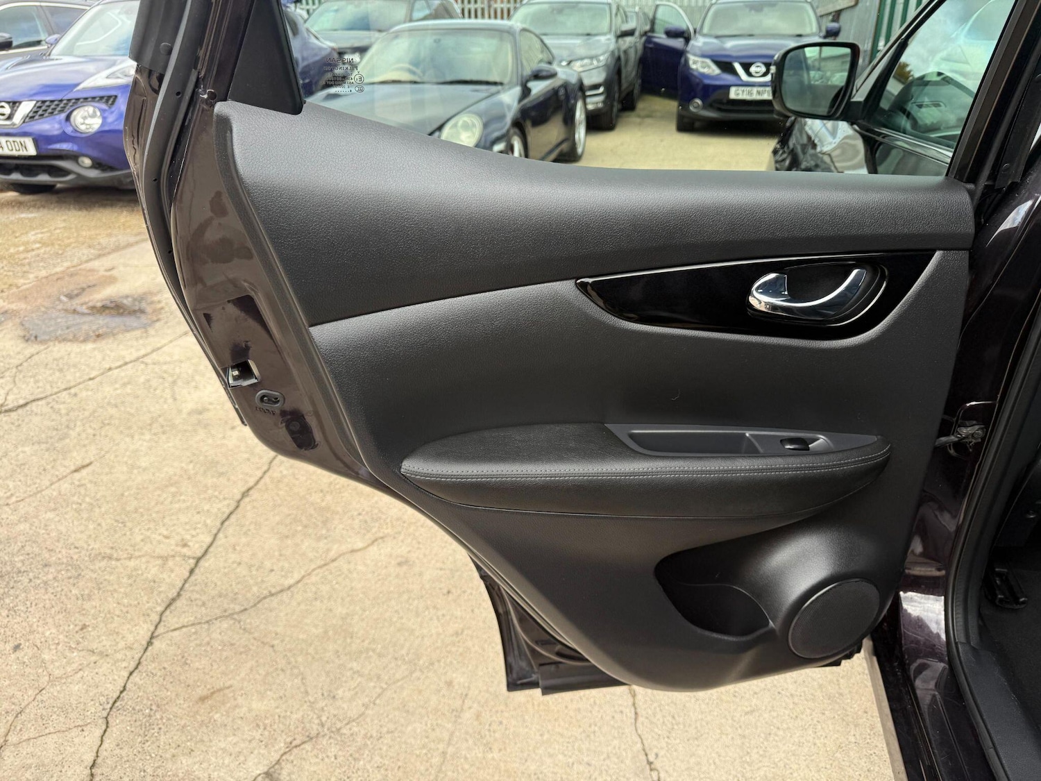 Used Nissan Qashqai 2016 for sale - 76514496: Photo 40