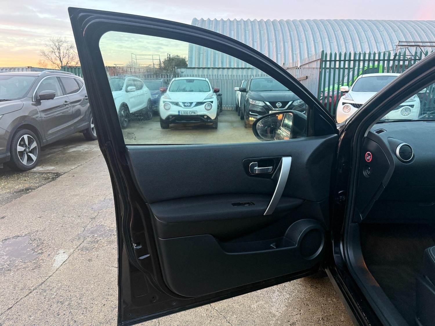 Used Nissan Qashqai 2012 for sale - 77101954: Photo 45