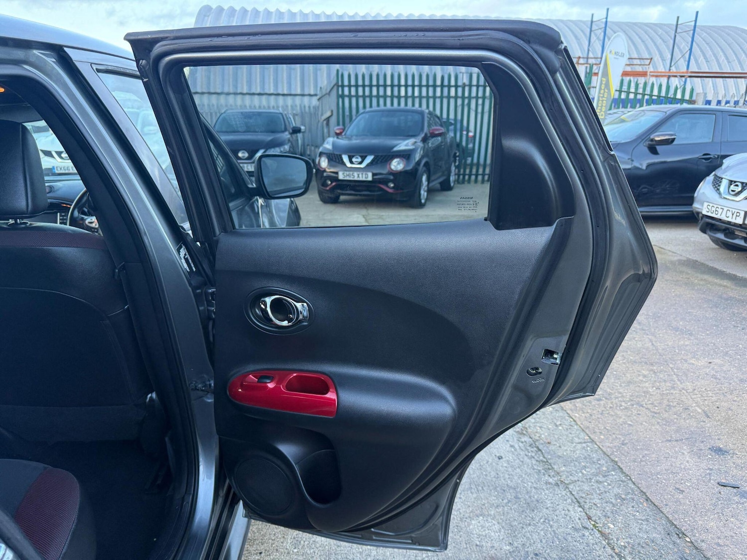 Used Nissan Juke 2018 for sale - 77102044: Photo 27