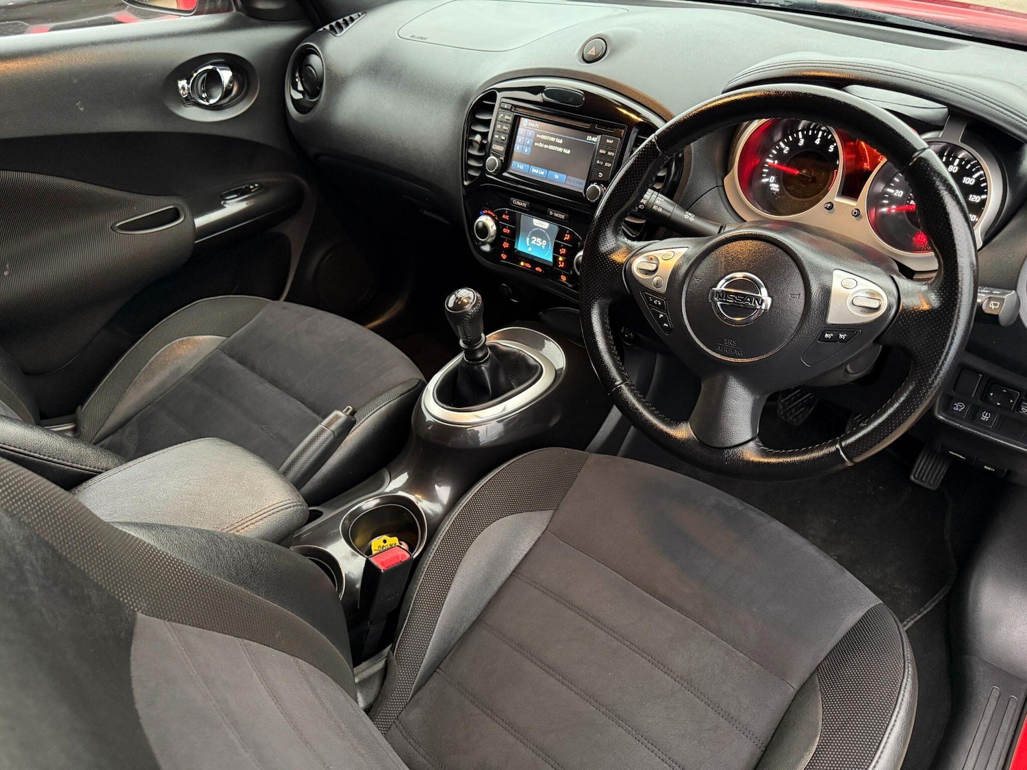 Used Nissan Juke 2017 for sale - 76743600: Photo 19