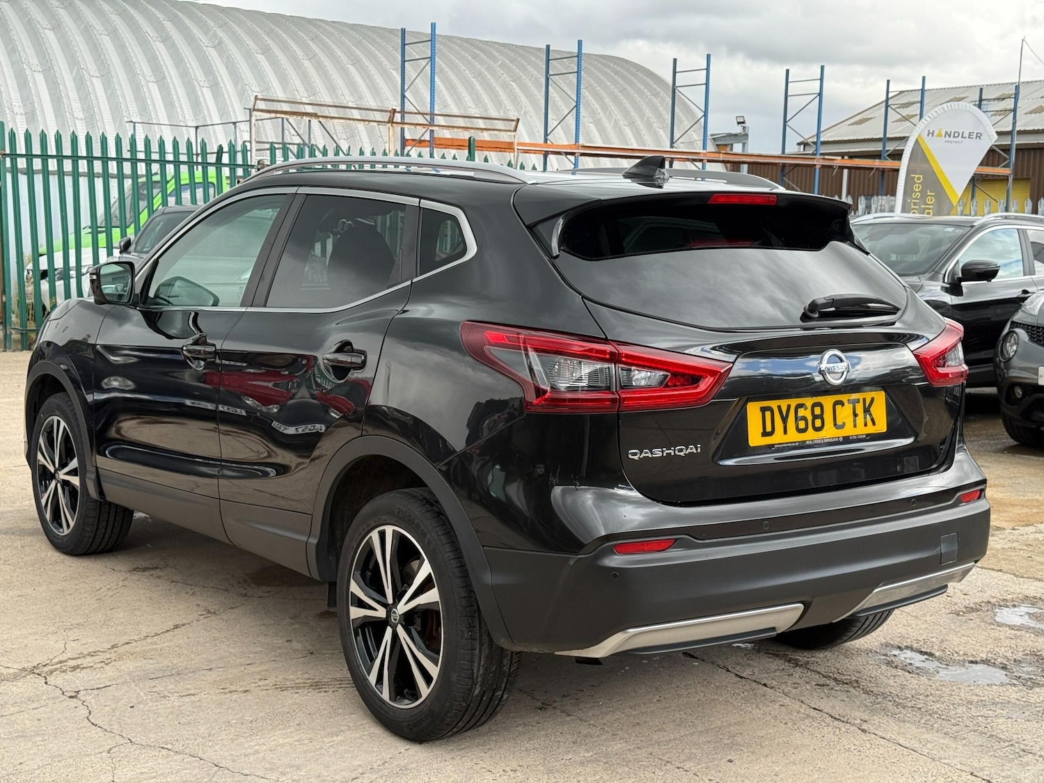 Used Nissan Qashqai 2018 for sale - 77102023: Photo 32