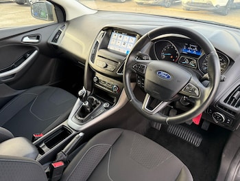 Used Ford Focus 2017 for sale - 76899200: Photo