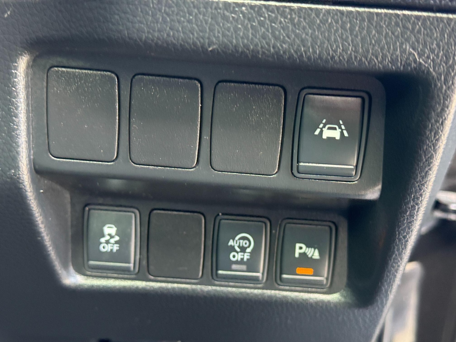 Used Nissan Qashqai 2016 for sale - 76514518: Photo 14