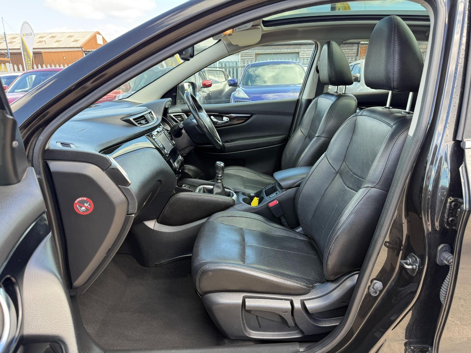 Used Nissan Qashqai 2016 for sale - 76514518: Photo 20