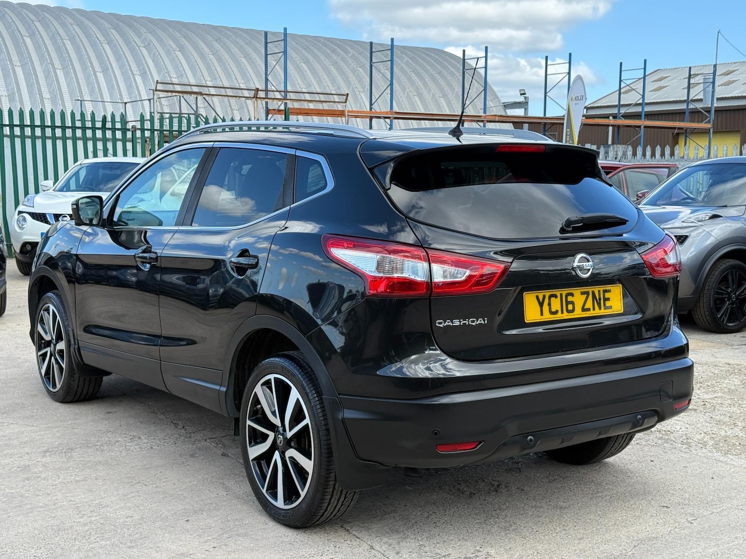 Used Nissan Qashqai 2016 for sale - 76514518: Photo 33