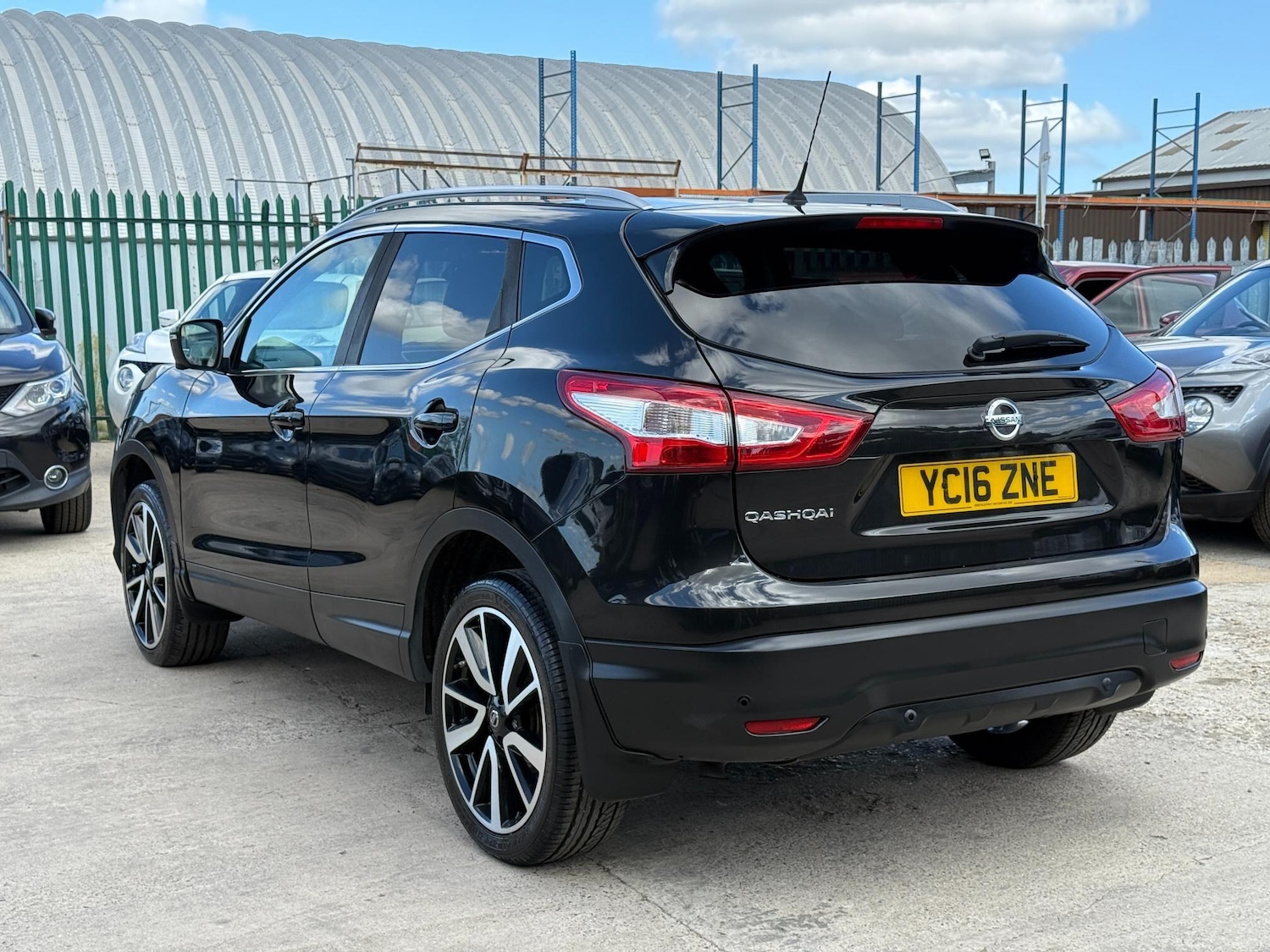 Used Nissan Qashqai 2016 for sale - 76514518: Photo 34
