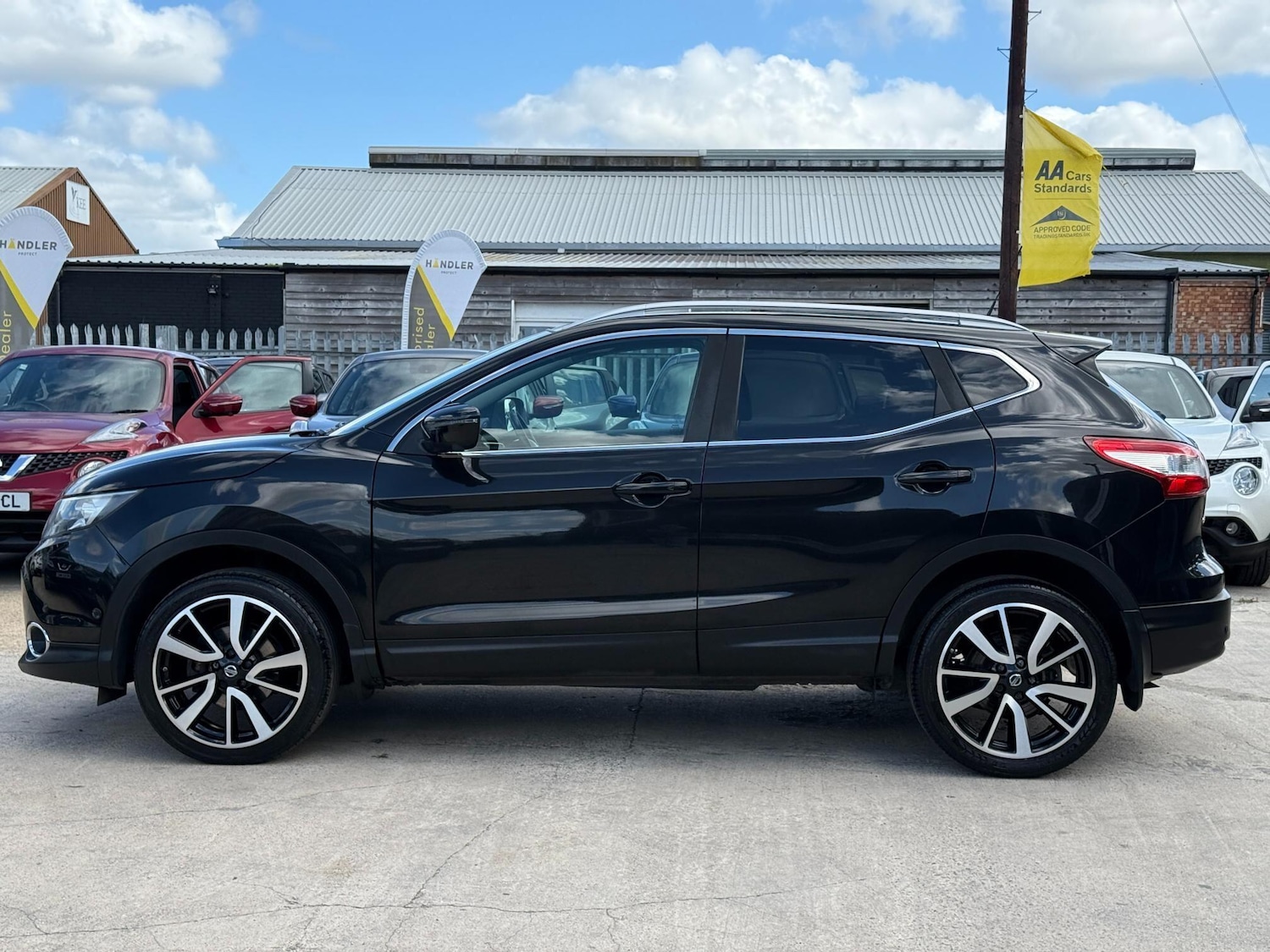 Used Nissan Qashqai 2016 for sale - 76514518: Photo 40