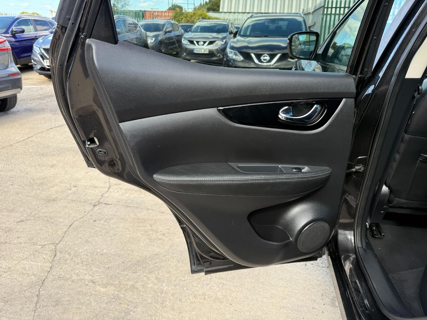 Used Nissan Qashqai 2016 for sale - 76514518: Photo 45