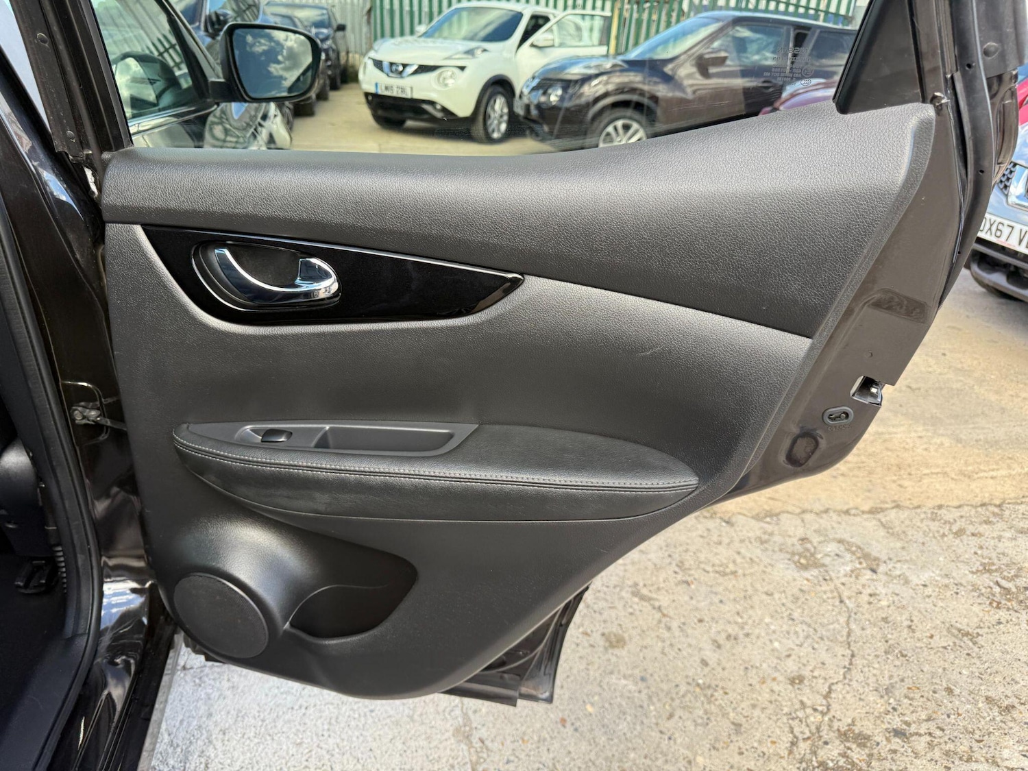 Used Nissan Qashqai 2016 for sale - 76514518: Photo 48