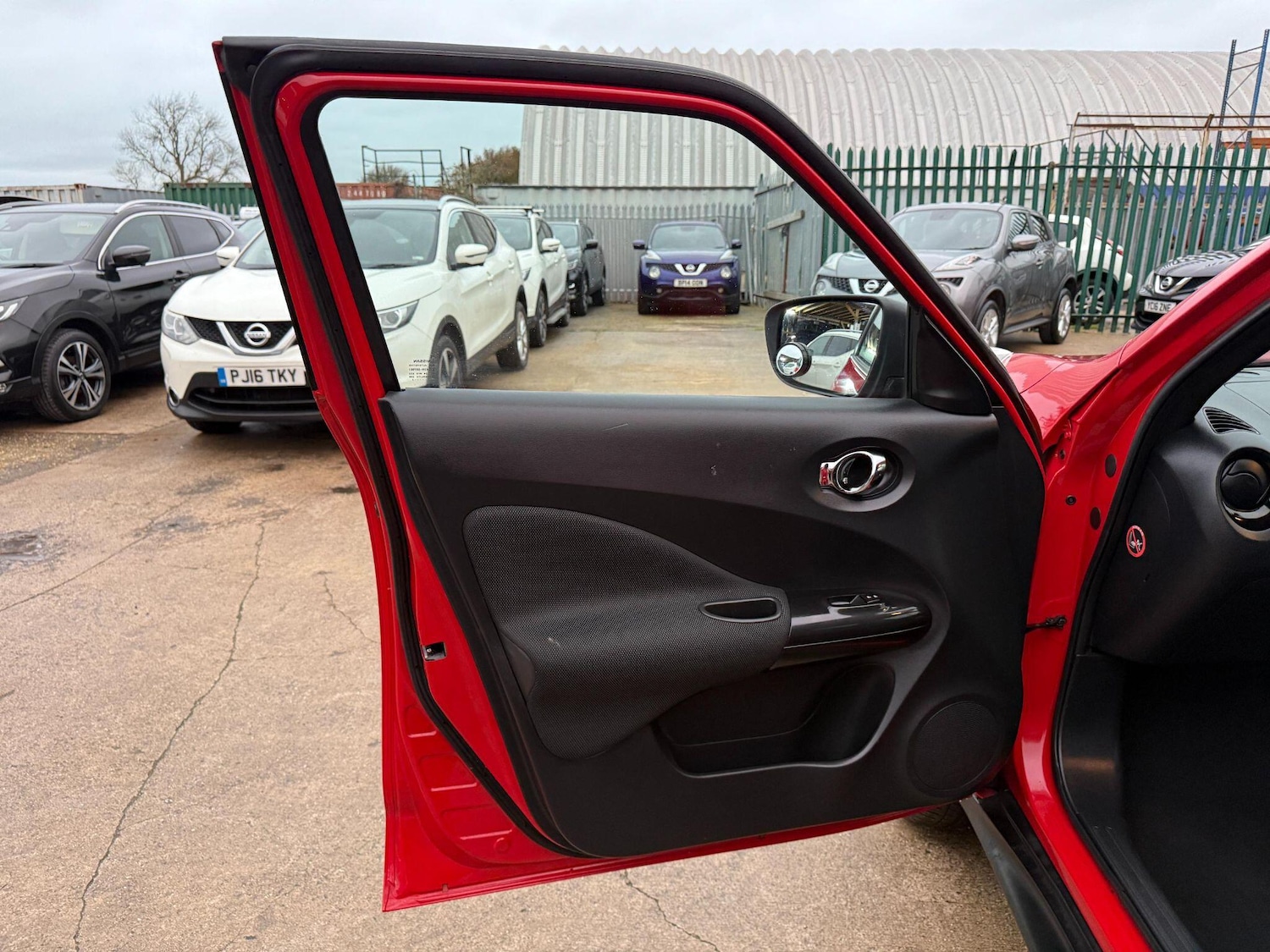 Used Nissan Juke 2017 for sale - 77101773: Photo 56