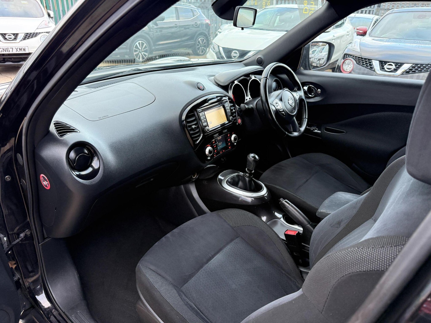 Used Nissan Juke 2016 for sale - 76522131: Photo 2