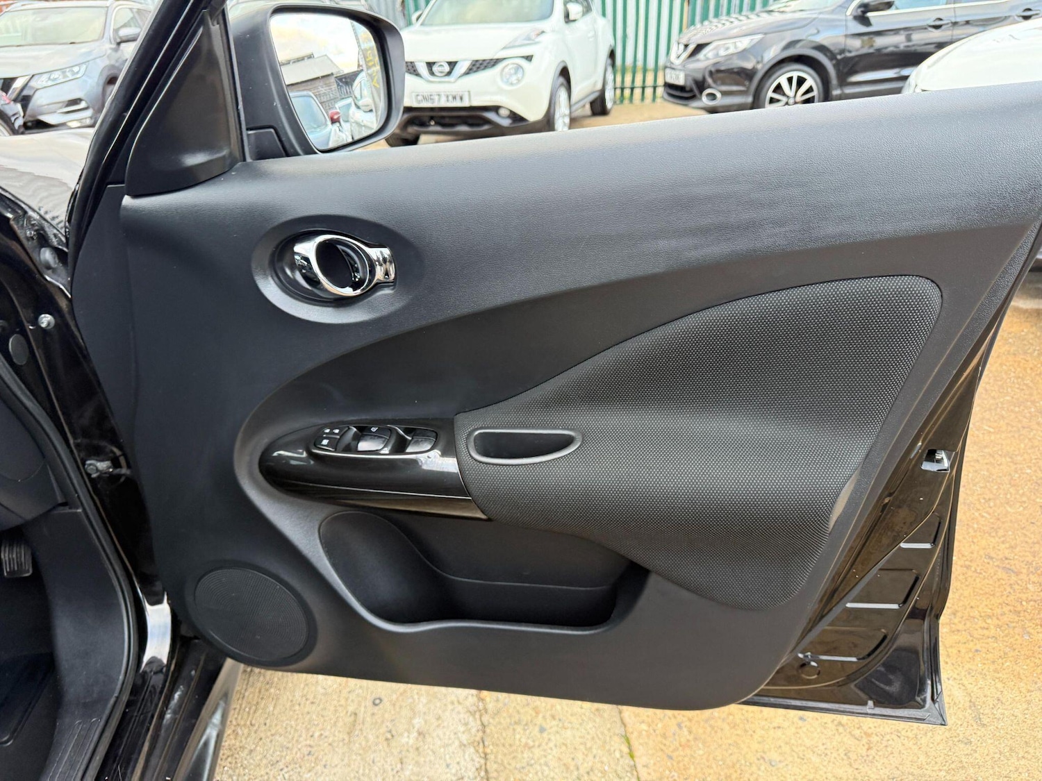 Used Nissan Juke 2016 for sale - 76522131: Photo 43