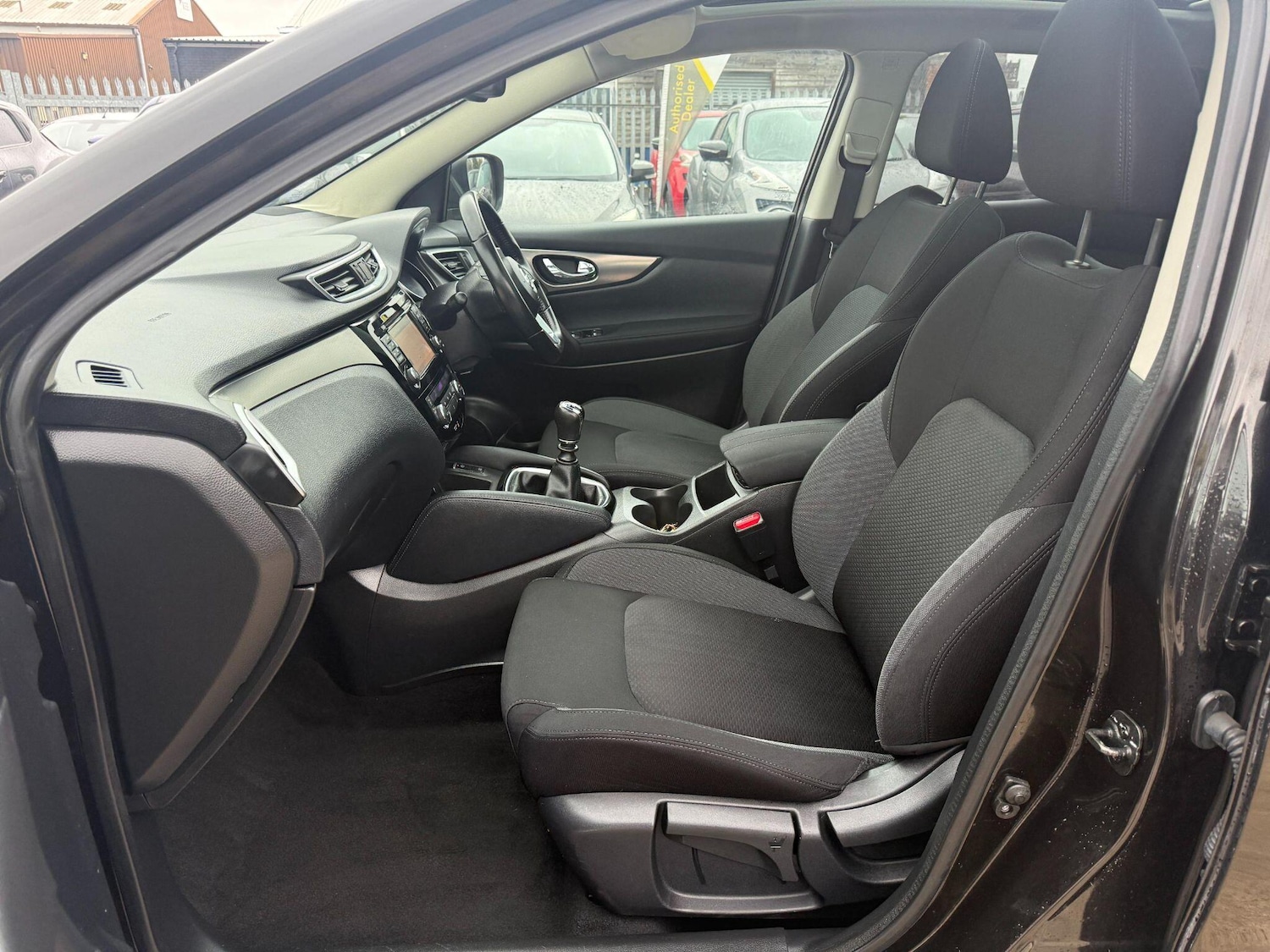 Used Nissan Qashqai 2018 for sale - 77155601: Photo 27