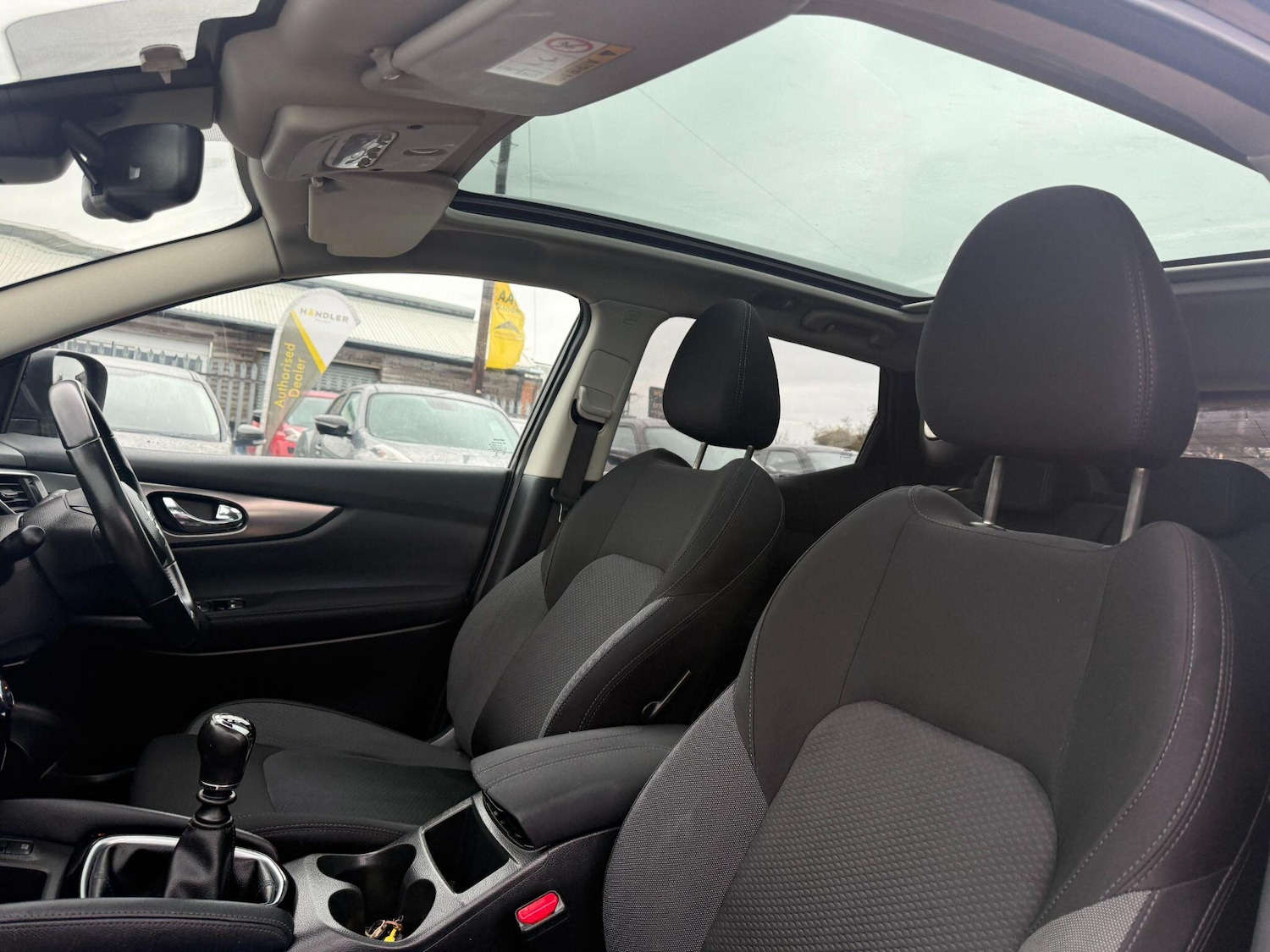 Used Nissan Qashqai 2018 for sale - 77155601: Photo 28