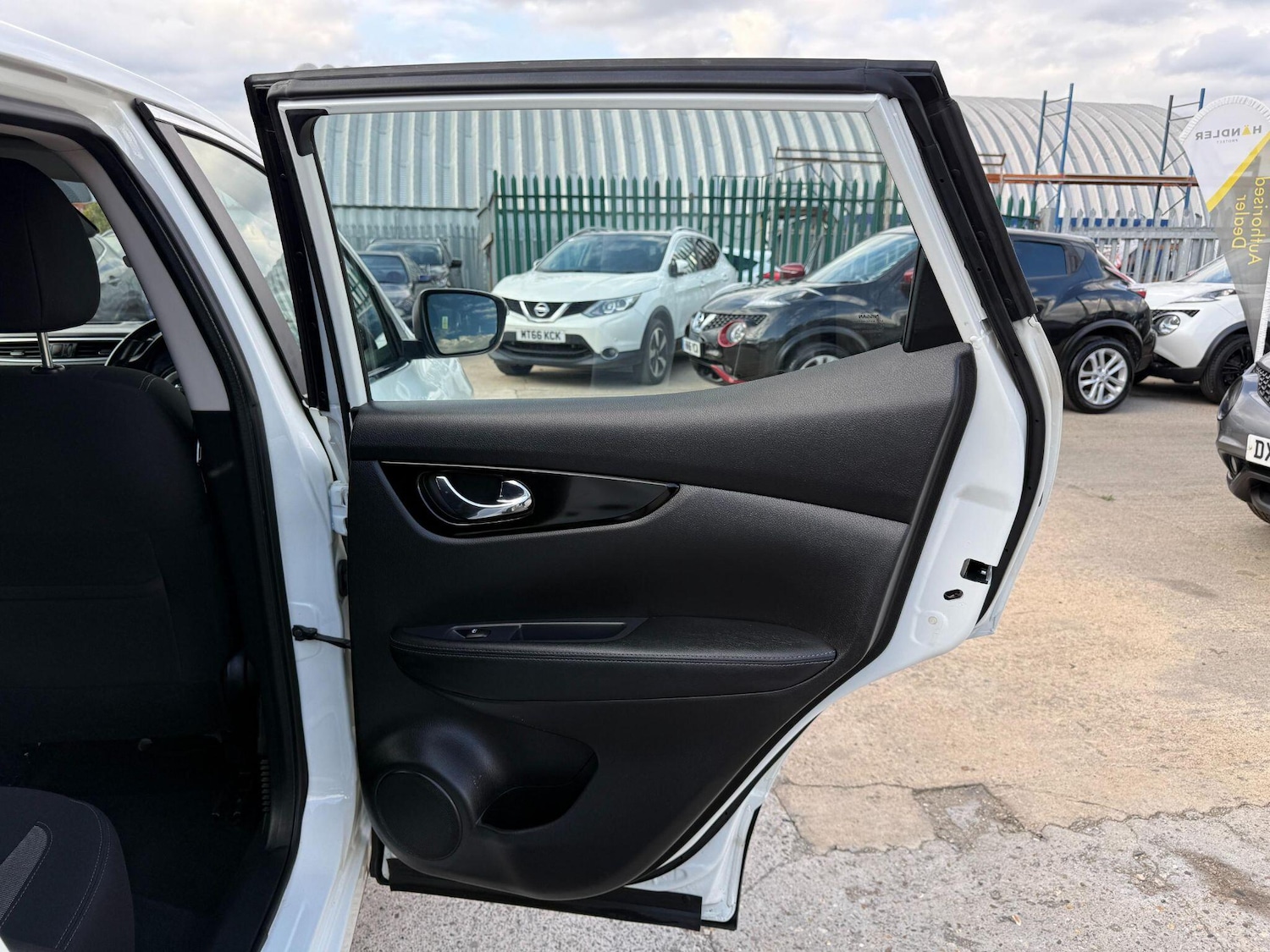 Used Nissan Qashqai 2019 for sale - 76514494: Photo 43