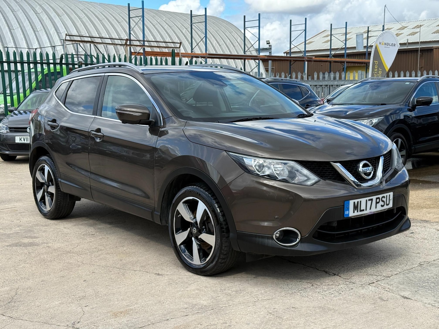 Used Nissan Qashqai 2017 for sale - 76514512: Photo 14