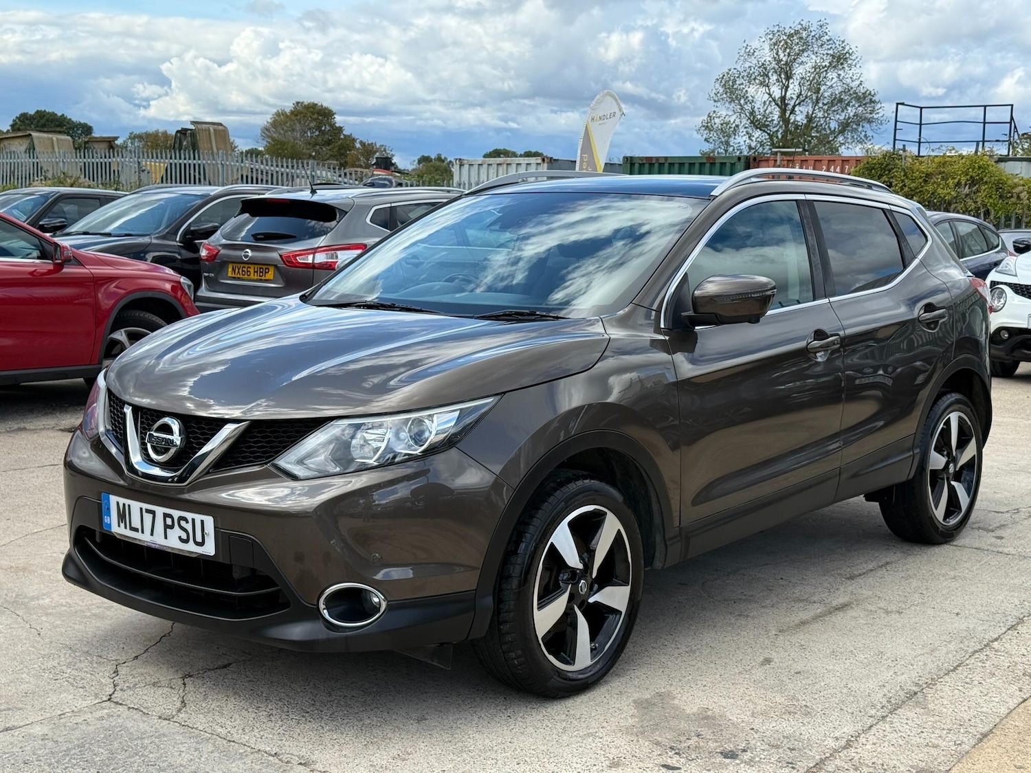 Used Nissan Qashqai 2017 for sale - 76514512: Photo 17