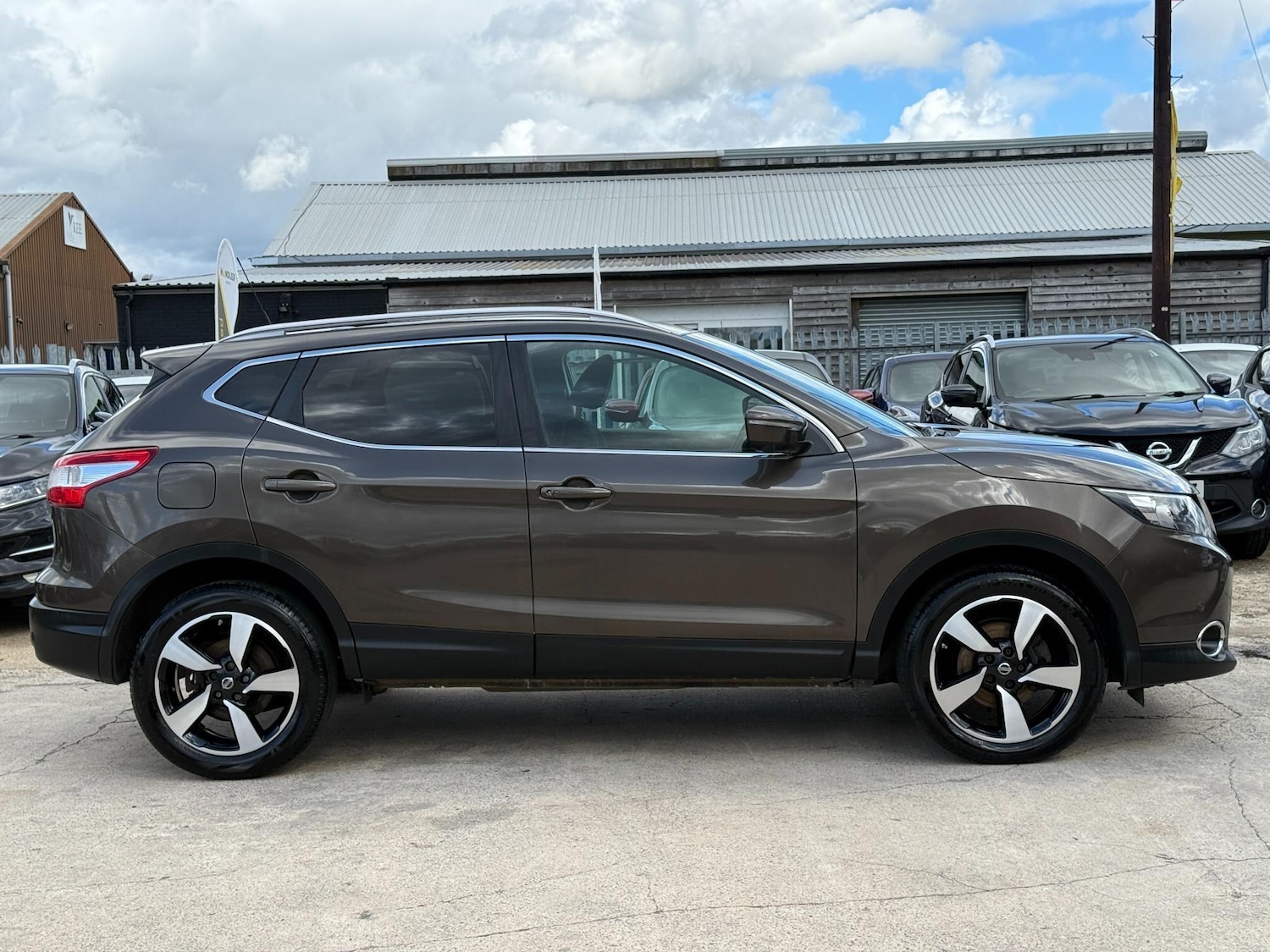 Used Nissan Qashqai 2017 for sale - 76514512: Photo 19