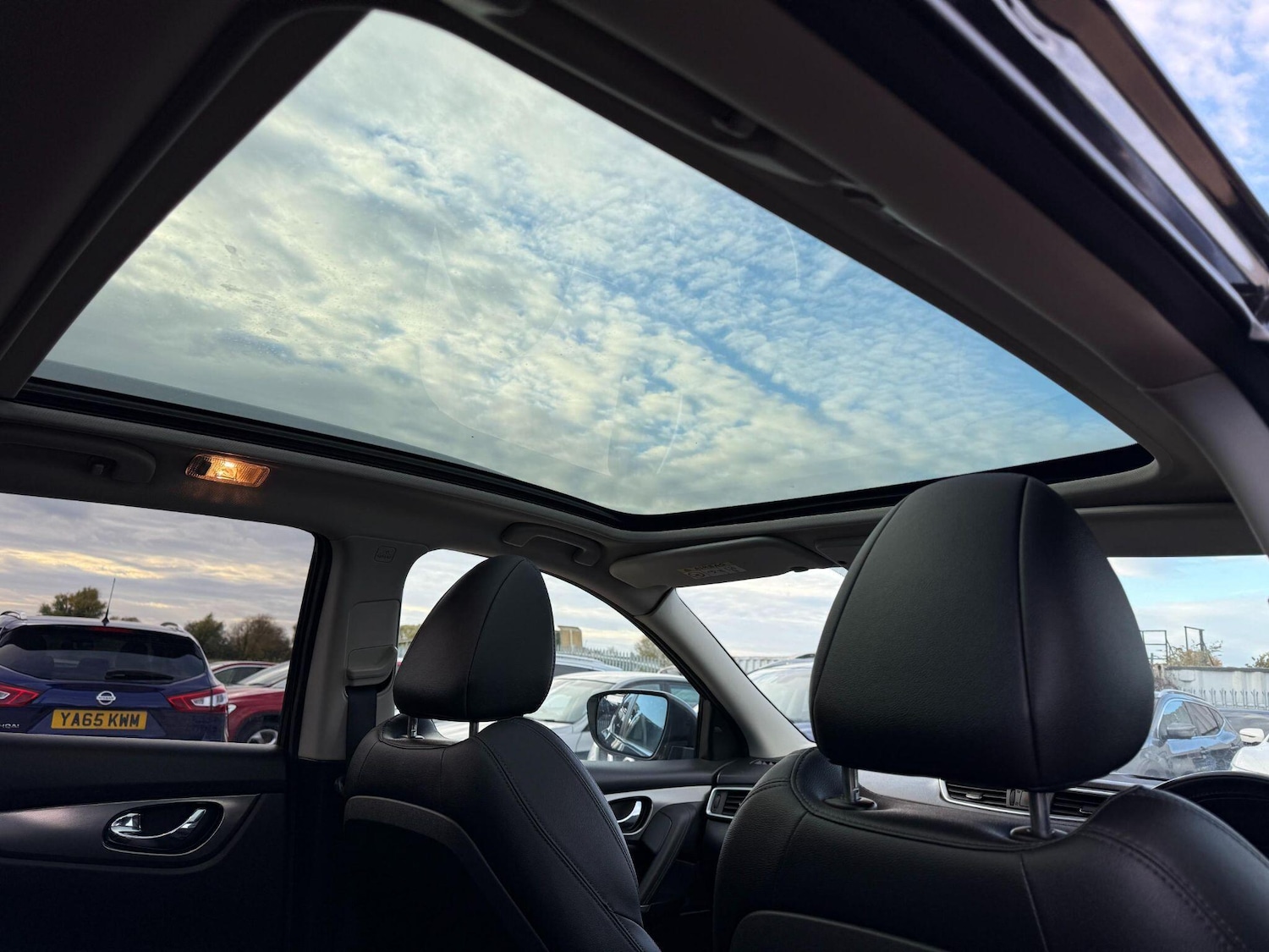 Used Nissan Qashqai 2018 for sale - 76514498: Photo 2