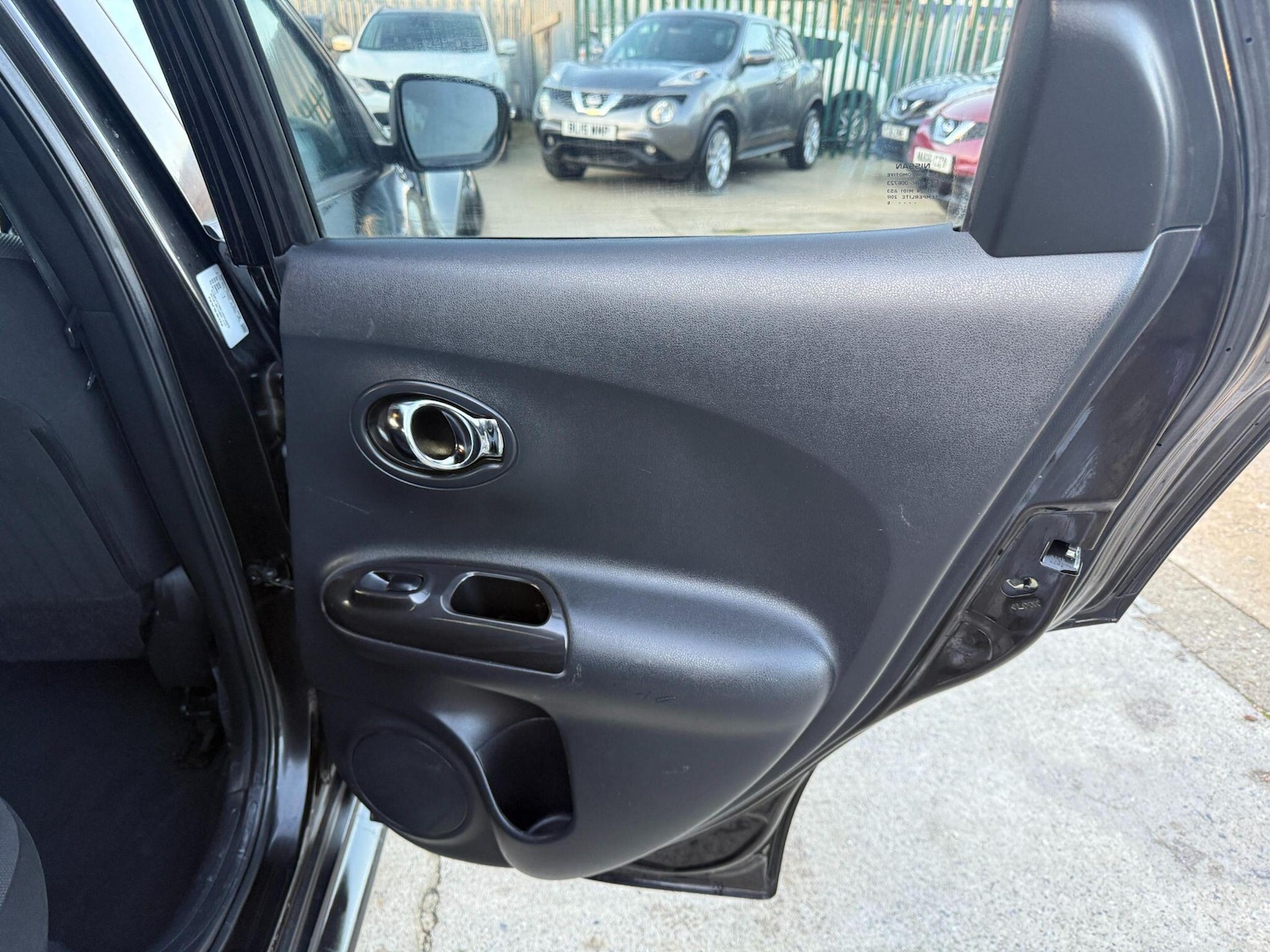 Used Nissan Juke 2015 for sale - 77143670: Photo 24