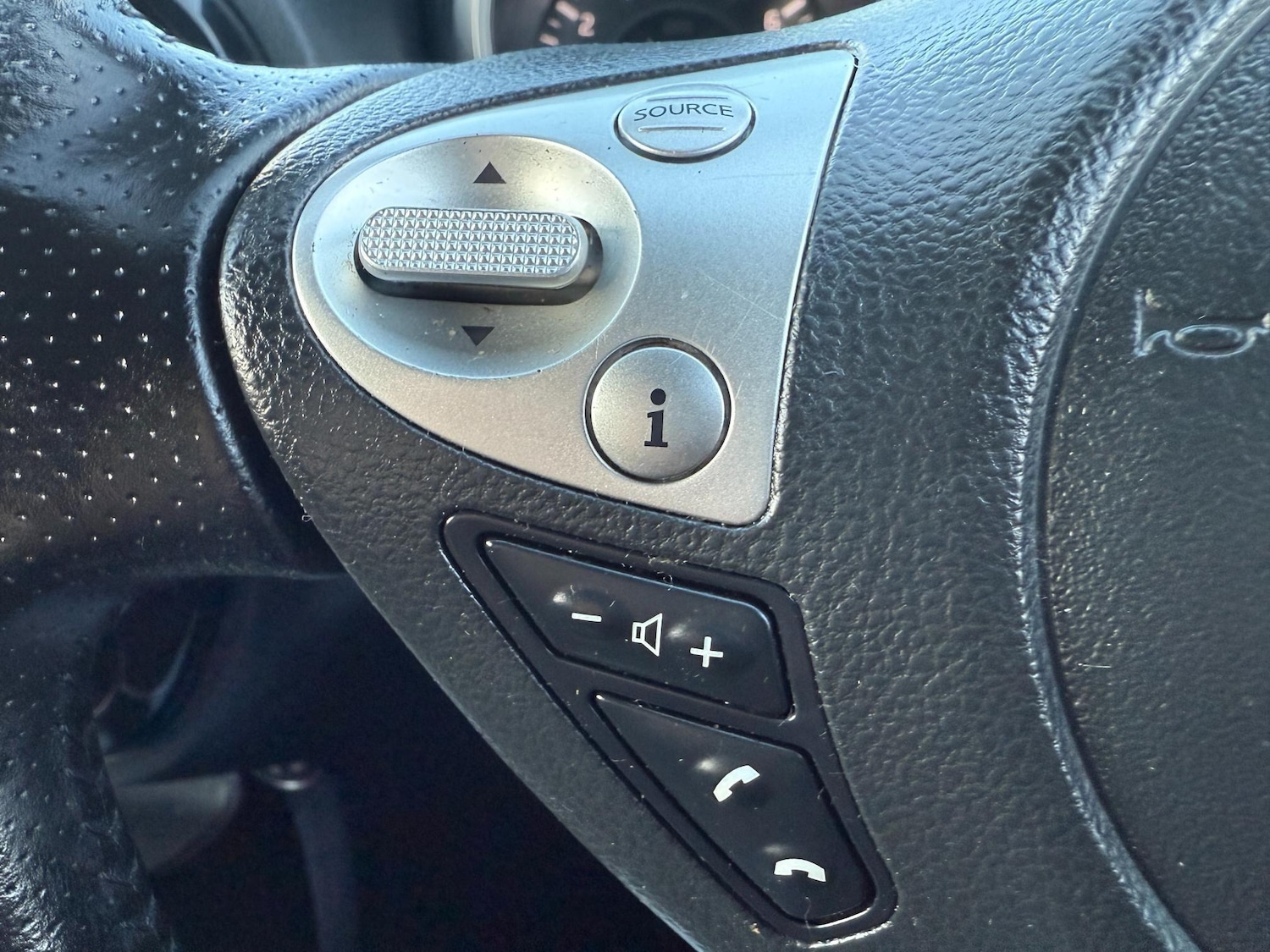 Used Nissan Juke 2017 for sale - 76752707: Photo 12