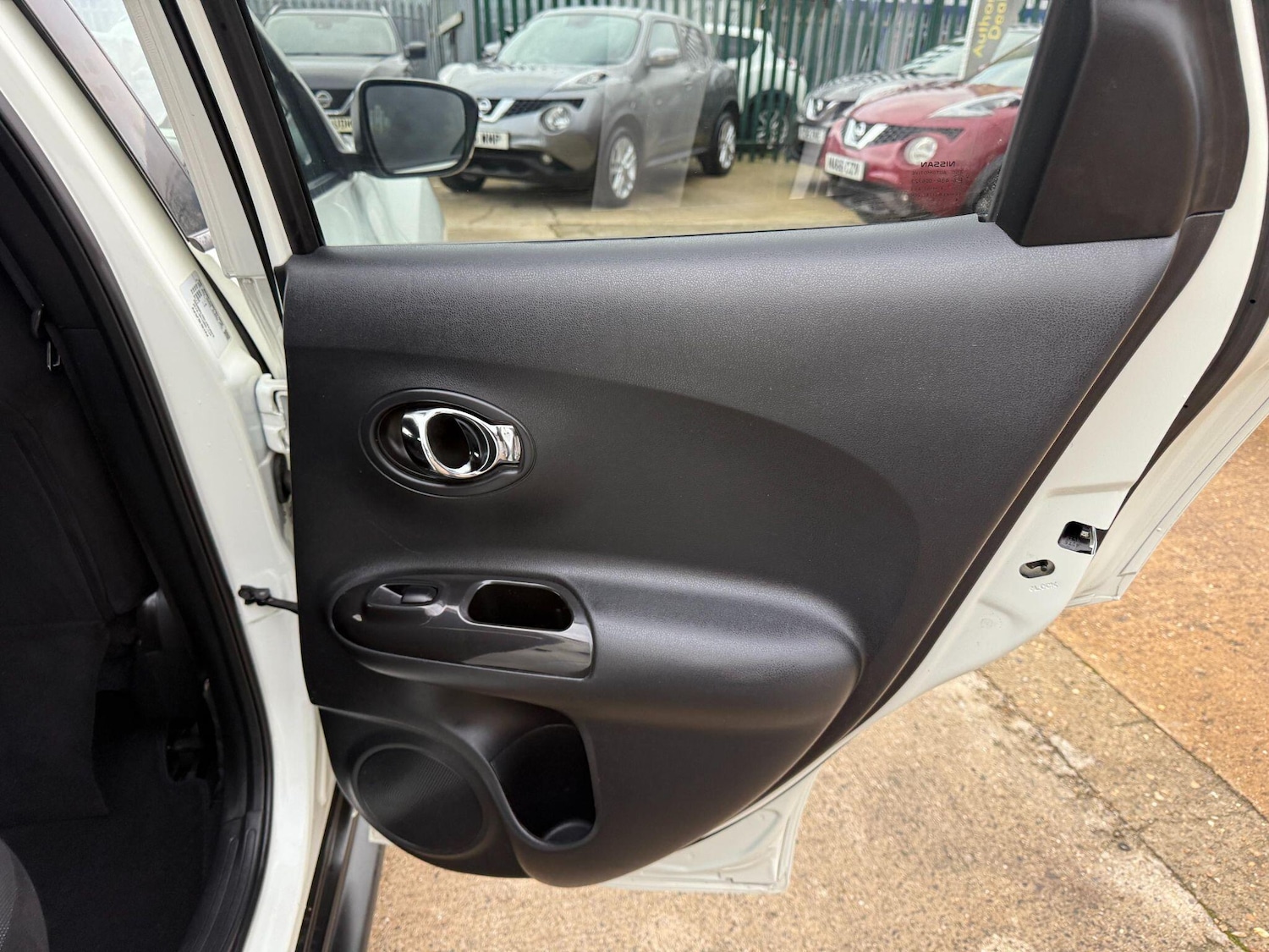 Used Nissan Juke 2014 for sale - 77101786: Photo 17