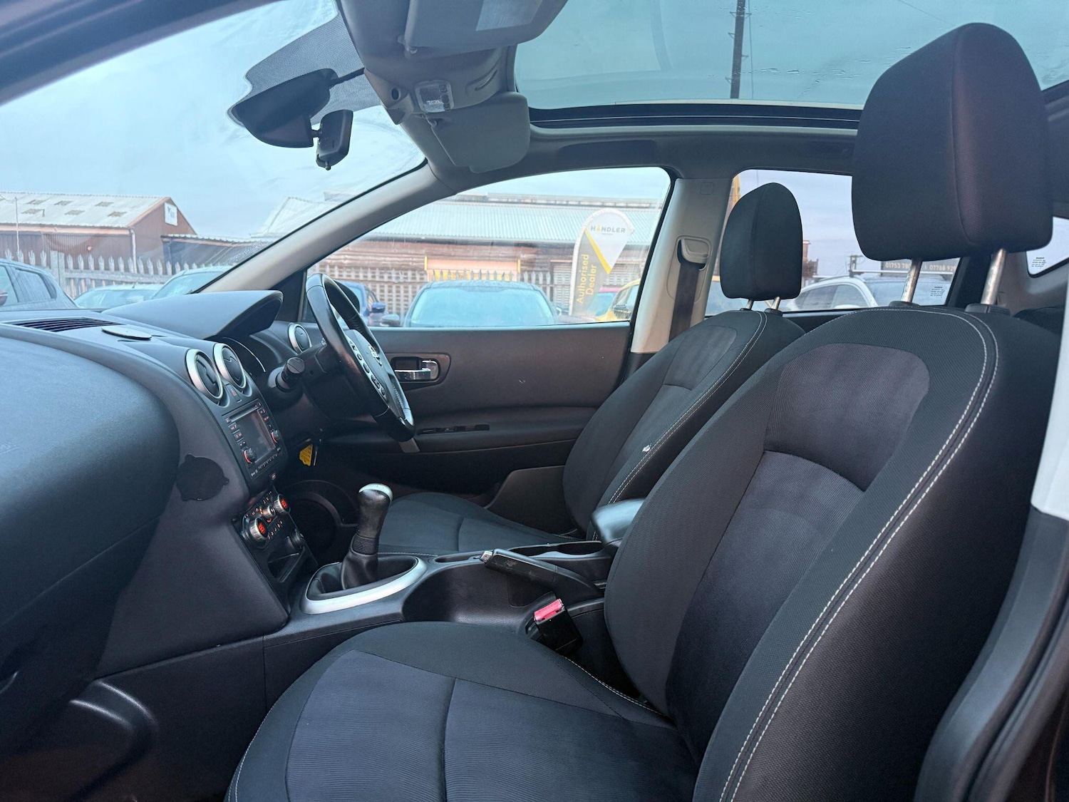 Used Nissan Qashqai 2012 for sale - 76964931: Photo 43